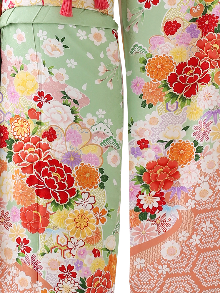 特選振袖ブランド【金彩刺繍本振袖◇大輪の吉祥花】くすみ系