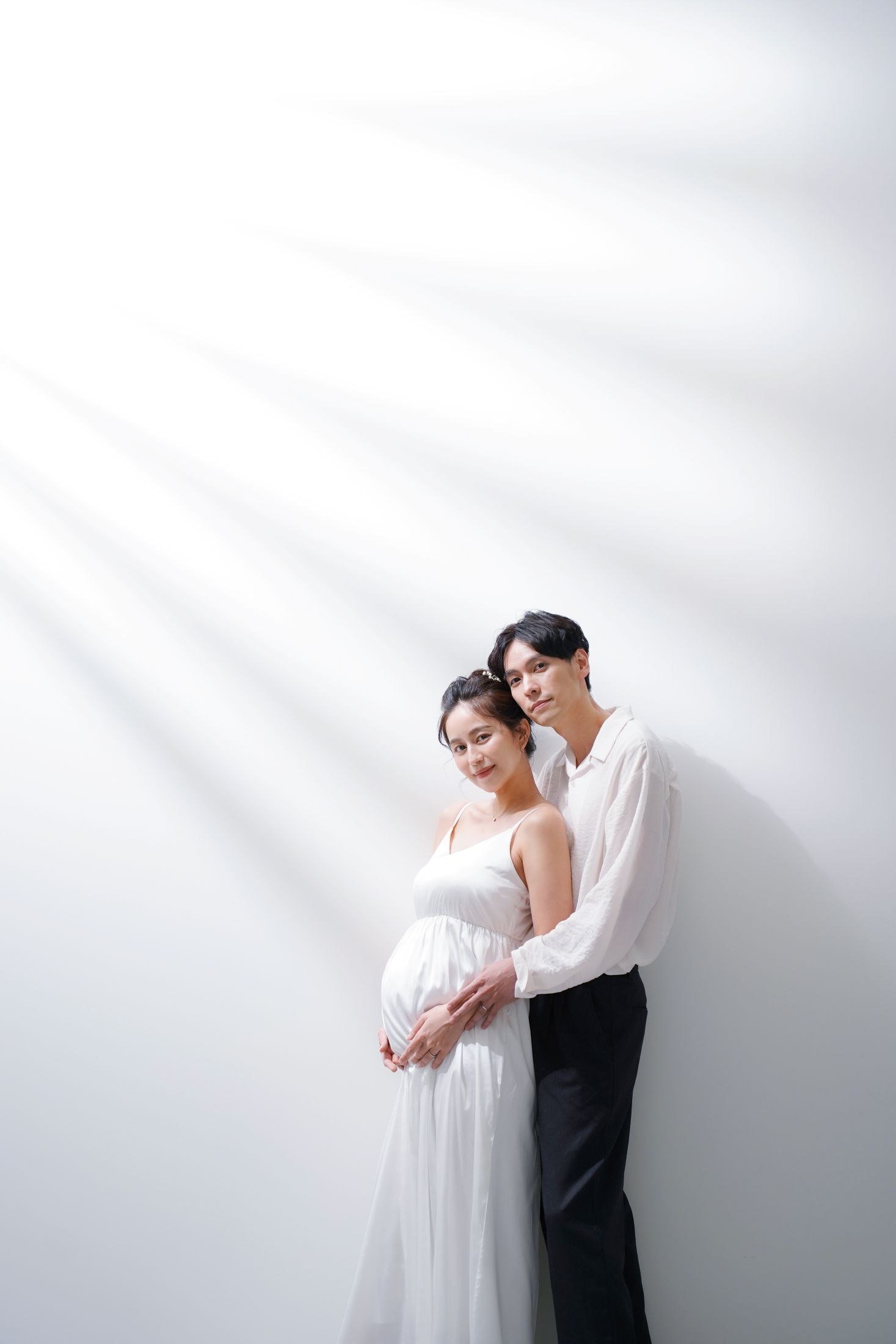 夫婦でマタニティ撮影。ららぽーと立川でのスタジオ撮影。東京都立川市泉町935-1 ららぽーと立川立飛 3F