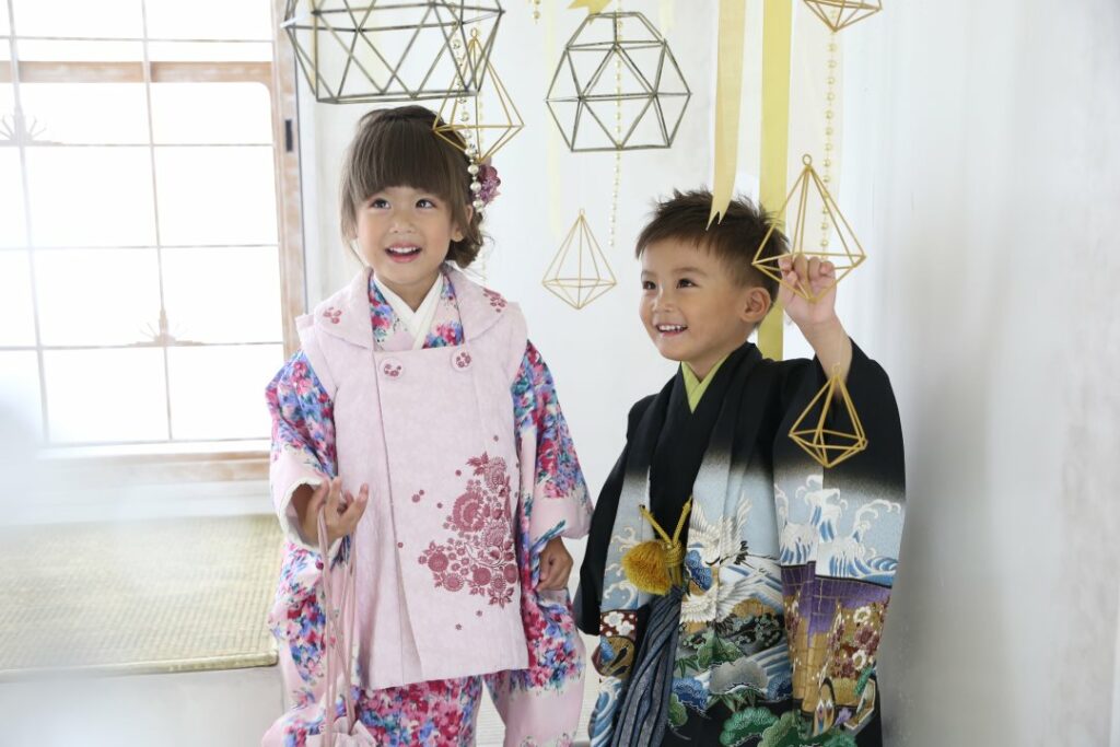 七五三で姉弟撮影