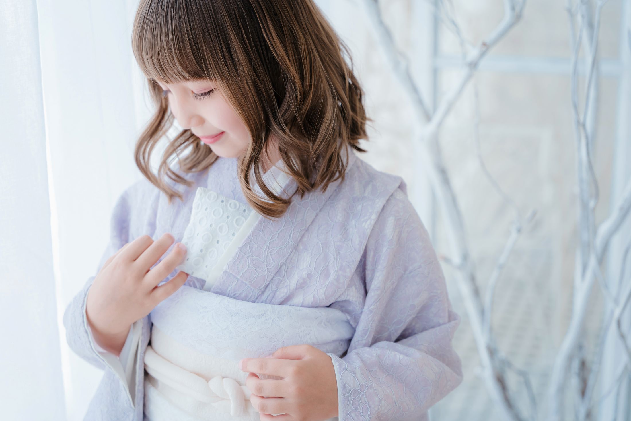 着物をきた女の子。10歳。1/2成人式。でのスタジオ撮影。