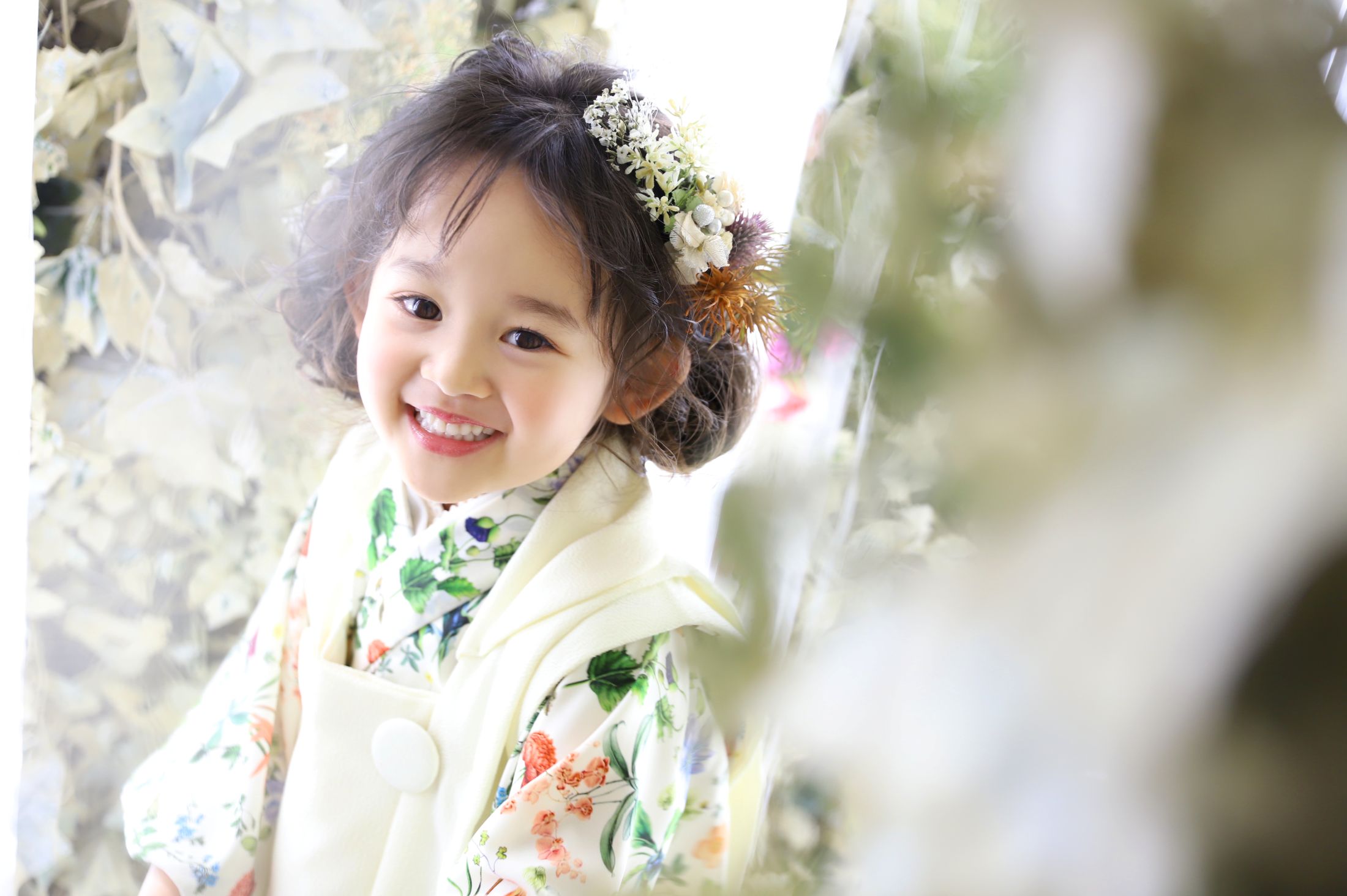 着物を着た5歳の女の子。枚方での七五三のスタジオ撮影。大阪府枚方市招提東町1-1-1