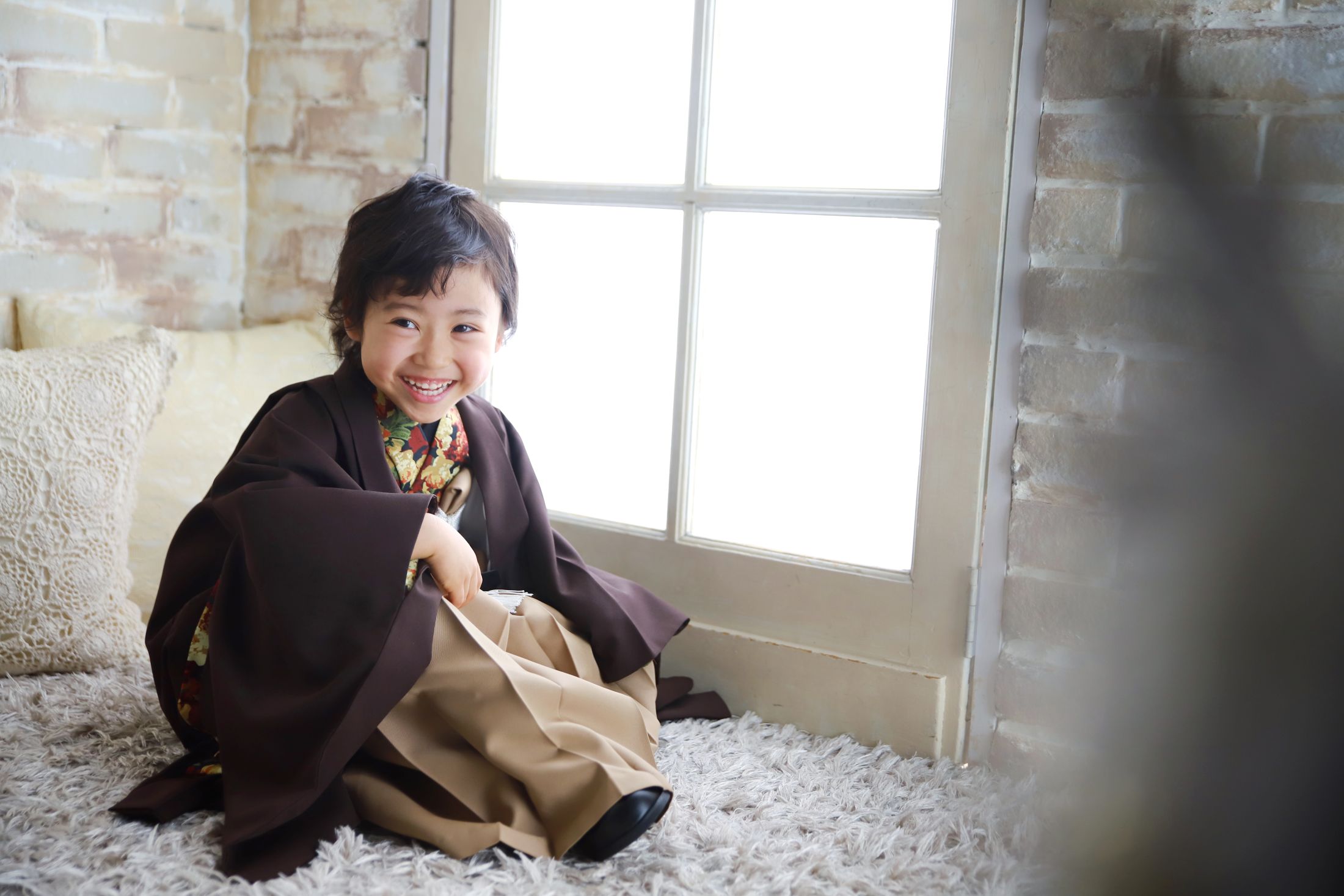 着物、羽織袴を着た5歳の男の子。心斎橋での七五三のスタジオ撮影。店舗住所：大阪府大阪市中央区南船場3-4-26 THE PEAK SHINSAIBASHI 12F