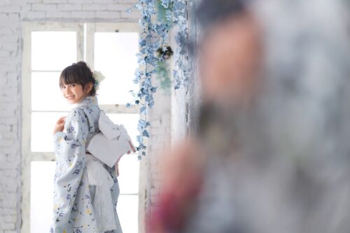 着物をきた女の子。10歳。1/2成人式。横浜でのスタジオ撮影。